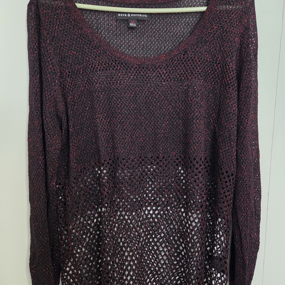 Rock & Republic Black and Red Knit Top